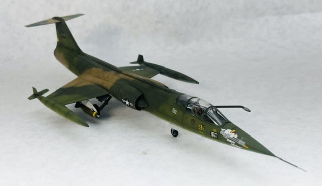 Ken Cox’s Esci 1/72 F-104 Builds